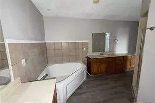 1405 Highland Ave, Rockdale, TX 76567 - Photo 19