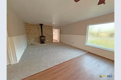 1405 Highland Avenue, Rockdale, TX 76567 - Photo 9