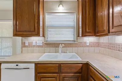 1410 Loving Trail, Belton, TX 76513 - Photo 13