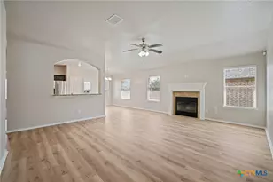 1317 Blue Leaf Dr, Temple, TX 76502 - Photo 7