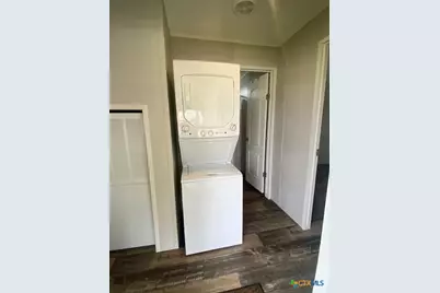 115 Cosey Street, Luling, TX 78648 - Photo 7