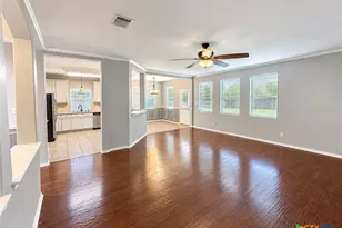 2142 Belvedere Ct, New Braunfels, TX 78130 - Photo 9
