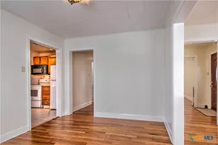 312 N Pearl St, Belton, TX 76513 - Photo 13