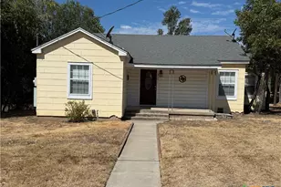 312 N Pearl St, Belton, TX 76513 - Photo 1