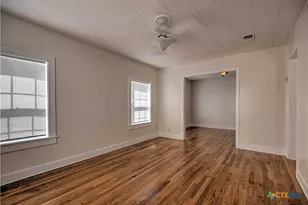312 N Pearl St, Belton, TX 76513 - Photo 11
