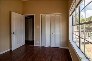 306 E Brazos, Victoria, TX 77901 - Photo 11