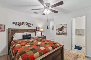730 E Mather St, New Braunfels, TX 78130 - Photo 15