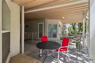 730 E Mather St, New Braunfels, TX 78130 - Photo 17