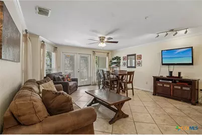 730 E Mather Street #Bldg L Unit 201, New Braunfels, TX 78130 - Photo 3