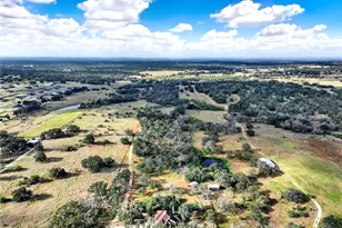 1021 FM 3432, Adkins, TX 78101 - Photo 3