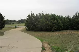645 Whispering Oaks Dr, Copperas Cove, TX 76522 - Photo 7