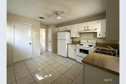 918 Dryden Avenue #B, Copperas Cove, TX 76522 - Photo 5