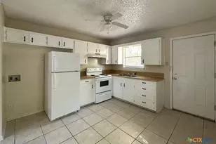 918 Dryden Ave, Copperas Cove, TX 76522 - Photo 3