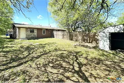918 Dryden Avenue #B, Copperas Cove, TX 76522 - Photo 11