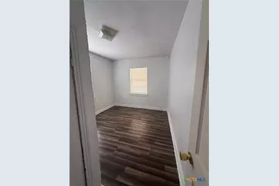 310 N Gilmer Street, Killeen, TX 76541 - Photo 5
