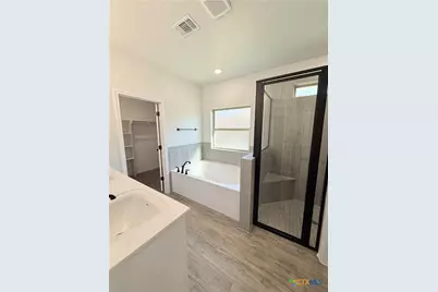 807 Dred Roger Circle, Killeen, TX 76542 - Photo 11