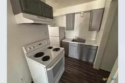1301 S 19th Street, Temple, TX 76504 - Photo 13