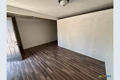1301 S 19th Street, Temple, TX 76504 - Photo 11