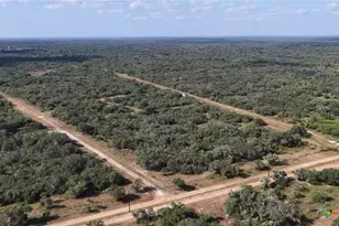 251 Old Goliad Rd, Refugio, TX 78377 - Photo 23