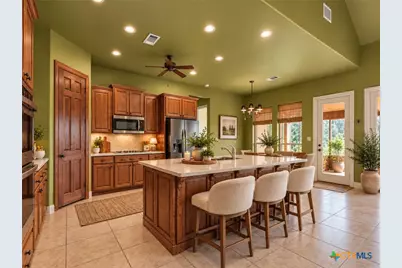 319 Hidden Pointe, New Braunfels, TX 78132 - Photo 5