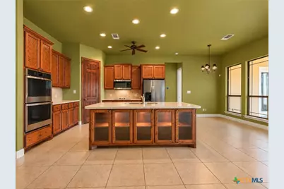 319 Hidden Pointe, New Braunfels, TX 78132 - Photo 7