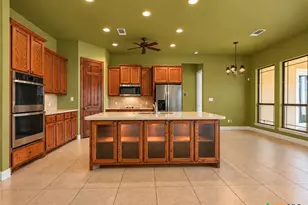 319 Hidden Pointe, New Braunfels, TX 78132 - Photo 7