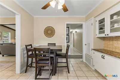 1640 Willow Lane, Seguin, TX 78155 - Photo 11