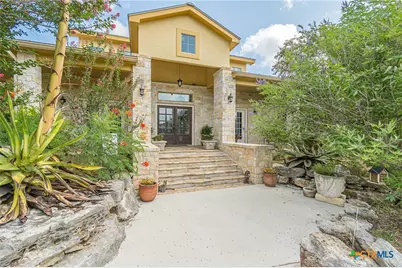 287 San Marcos Trail, New Braunfels, TX 78132 - Photo 5