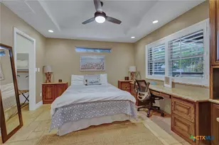 259 Oak Hideaway Dr, Canyon Lake, TX 78133 - Photo 23