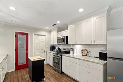 5006 Evergreen Street, Victoria, TX 77904 - Photo 5