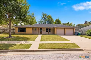 5006 Evergreen St, Victoria, TX 77904 - Photo 1