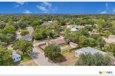 600 N Market Street, Hallettsville, TX 77964 - Photo 21