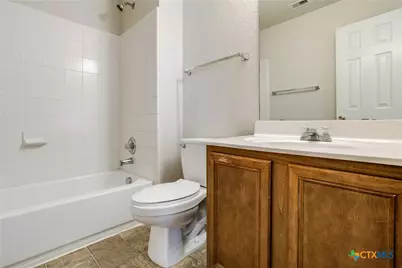 10542 Manor Creek, San Antonio, TX 78245 - Photo 17