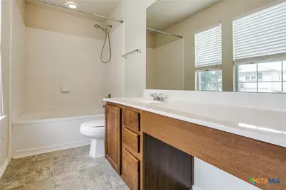 10542 Manor Creek, San Antonio, TX 78245 - Photo 15