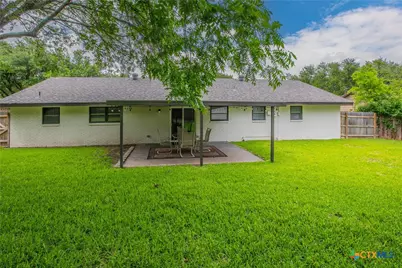 213 E Upshaw Avenue, Temple, TX 76501 - Photo 11