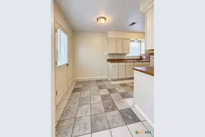2204 Lazy Ridge, Killeen, TX 76543 - Photo 7