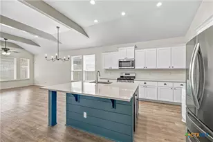 215 Flint Rock Ct, Victoria, TX 77904 - Photo 15