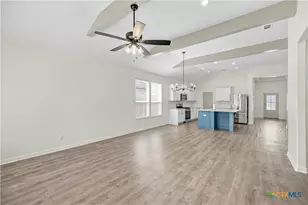 215 Flint Rock Ct, Victoria, TX 77904 - Photo 11