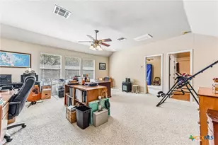 109 Elm Wood Dr, Elgin, TX 78621 - Photo 27