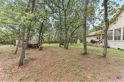 109 Elm Wood Drive, Elgin, TX 78621 - Photo 35