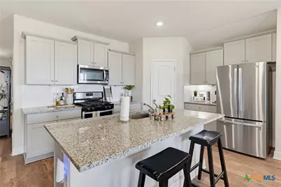 1416 Parkwood, Seguin, TX 78155 - Photo 13