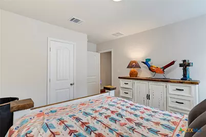 1416 Parkwood, Seguin, TX 78155 - Photo 23