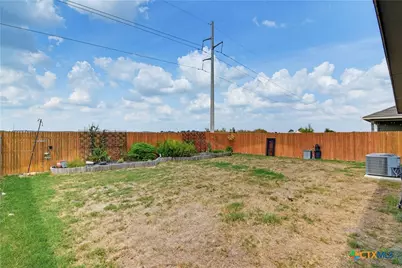 1416 Parkwood, Seguin, TX 78155 - Photo 25