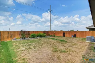 1416 Parkwood, Seguin, TX 78155 - Photo 25