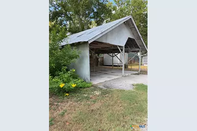 882 Buerger Lane, Seguin, TX 78155 - Photo 3