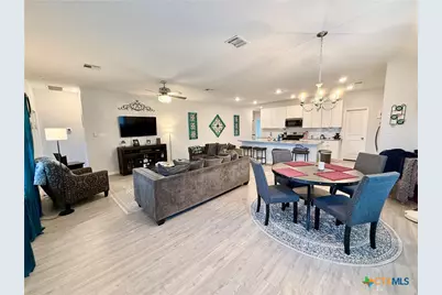 9066 Bowie Ridge, Seguin, TX 78155 - Photo 7