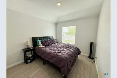 9066 Bowie Ridge, Seguin, TX 78155 - Photo 13