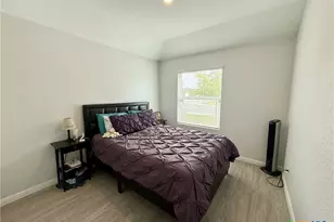 9066 Bowie Rdg, Seguin, TX 78155 - Photo 13