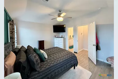 9066 Bowie Ridge, Seguin, TX 78155 - Photo 9