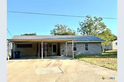 422 W Franklin Street, Goliad, TX 77963 - Photo 1